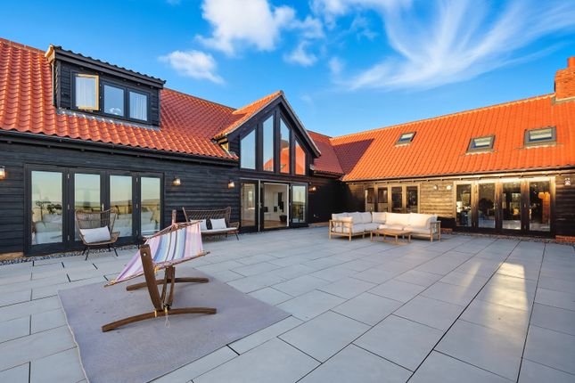 Hackmans Lane, Purleigh, CM3 3 bed detached house for sale