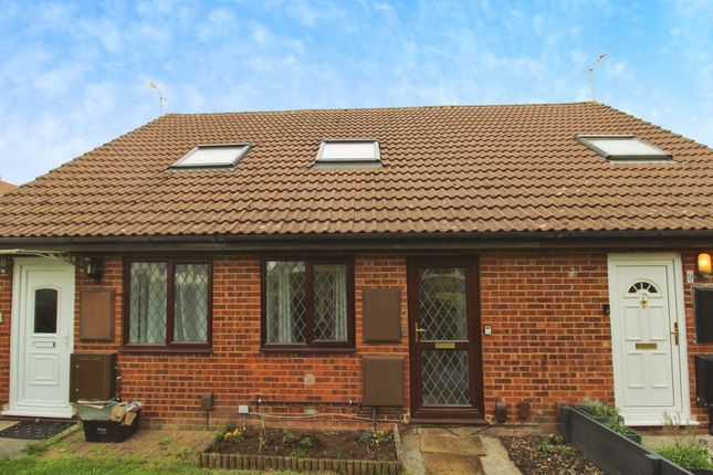 Cuckoo's Mead, Swindon, SN3 1 bed terraced house for sale