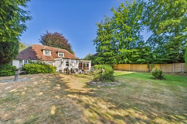 Tadworth 3 bed chalet for sale