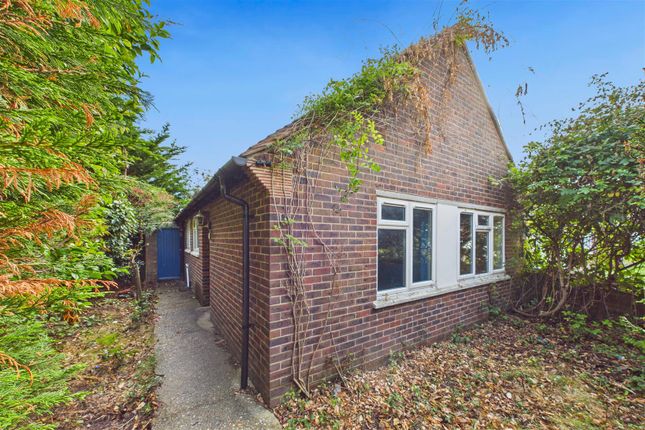2 bedroom semi-detached bungalow for sale