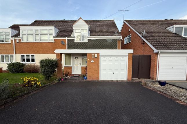 Harvine Walk, Norton, Stourbridge... 3 bed semi