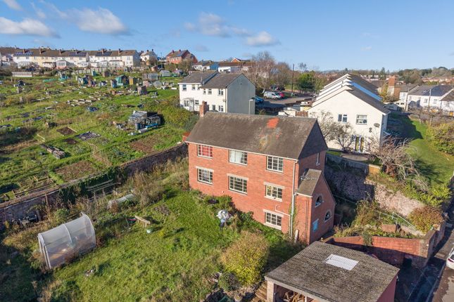Park Street, Crediton, EX17 3 bed detached house for sale