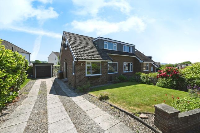 St. Johns Way, Yeadon, Leeds 3 bed semi