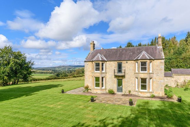 5 bedroom country house for sale