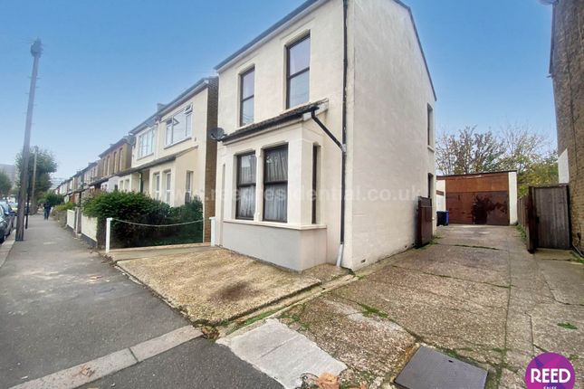 4 bed detached house