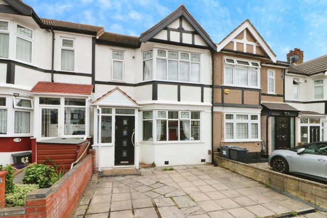 Joydon Drive, Romford RM6 3 bed terraced house for sale