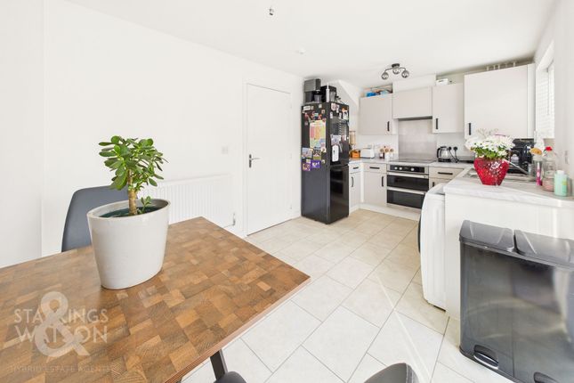 Harness Maker Way, Hethersett, Norwich 3 bed semi