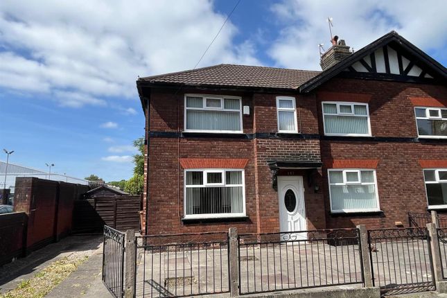 Railway Street, Dukinfield SK16 2 bed semi