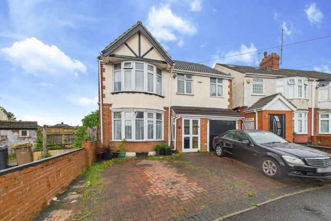 5 bed detached house
