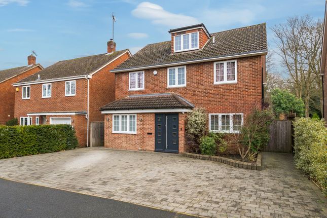 Firlands, Weybridge, KT13 5 bed detached house for sale