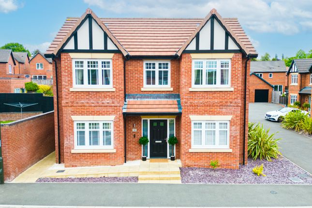 Damstead Park Avenue, Alfreton 4 bed detached house for sale