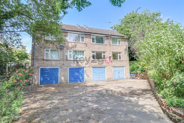 Fitzwalter Road, Sheffield, S2 2 bed flat for sale