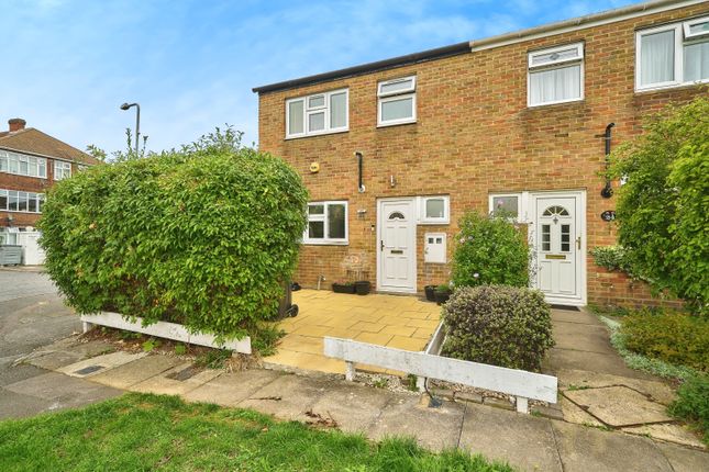 4 bedroom end of terrace house for sale