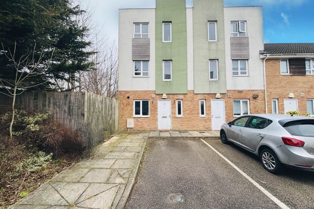 4 bedroom town house for sale
