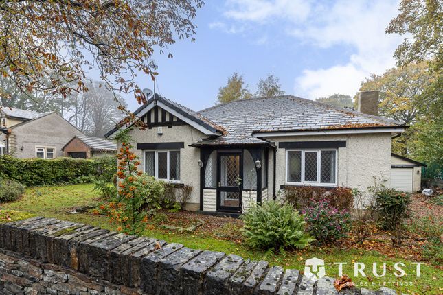 Whitechapel Road, Cleckheaton, BD19 2 bed detached bungalow for sale