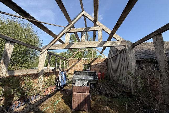 Pool Quay 4 bed barn conversion for sale