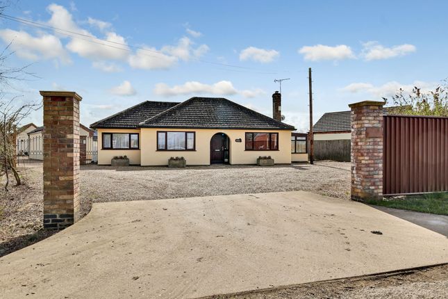Ryefield Lane, Holbeach, PE12 6 bed detached bungalow for sale