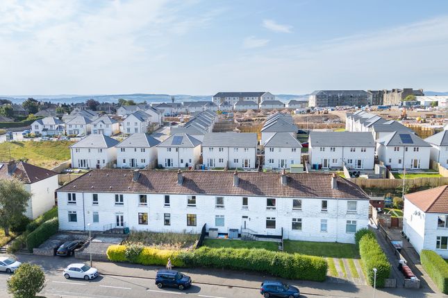 Mains Drive, Dundee, DD4 3 bed maisonette for sale