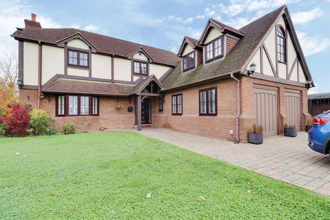 6 bedroom detached house for sale