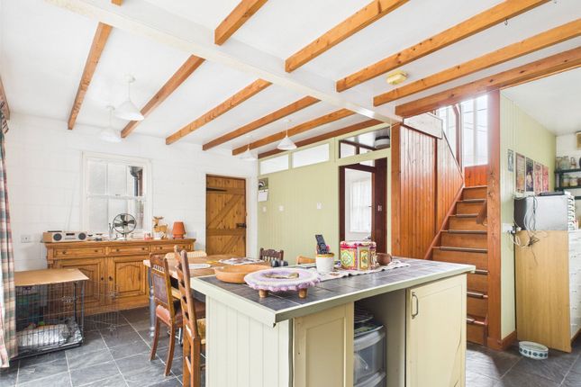 East Street, Sheepwash, Beaworthy 3 bed semi