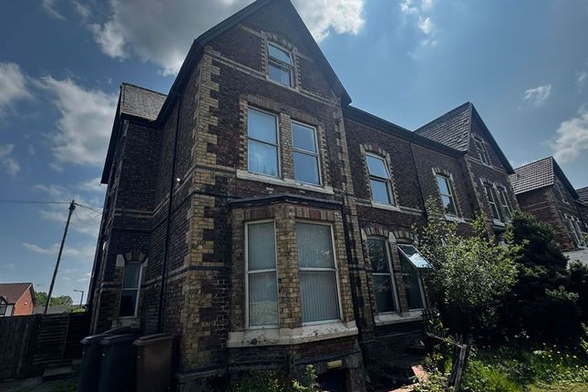9 bed terraced house