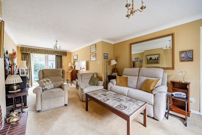 Wakelins End, Cookham, SL6 3 bed detached house for sale