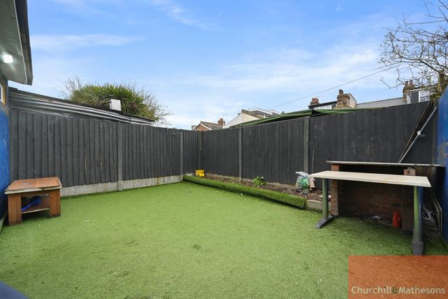 West Ella Road, London 3 bed terraced house for sale