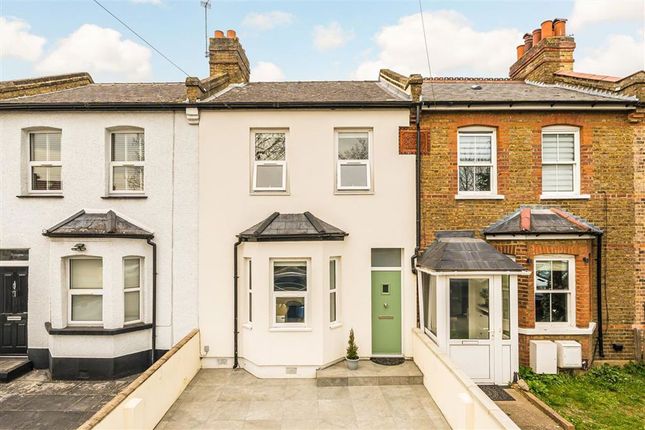 Nelson Road, Whitton TW2 2 bed terraced house for sale