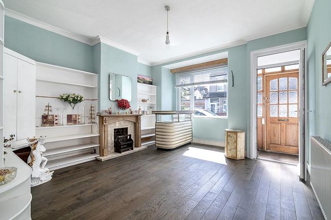 North Avenue, London 2 bed terraced house for sale
