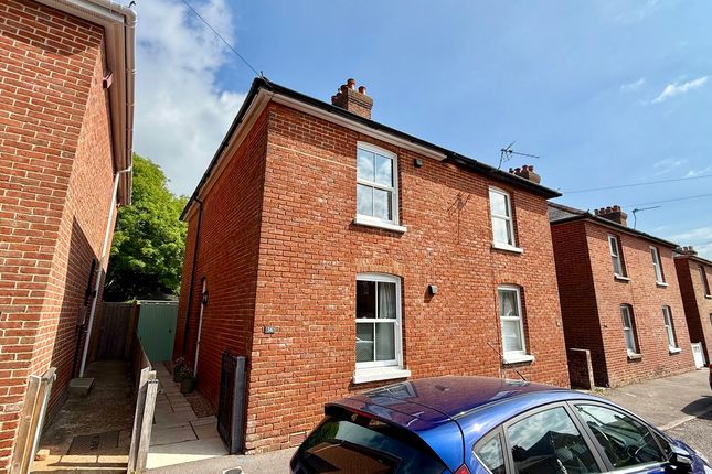 2 bedroom semi-detached house for sale