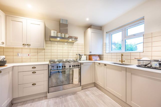 Crofton Road, Plaistow, London, E13 1 bed bungalow for sale