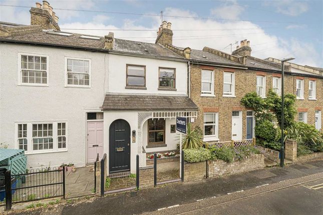 Railway Road, Teddington TW11 3 bed terraced house for sale