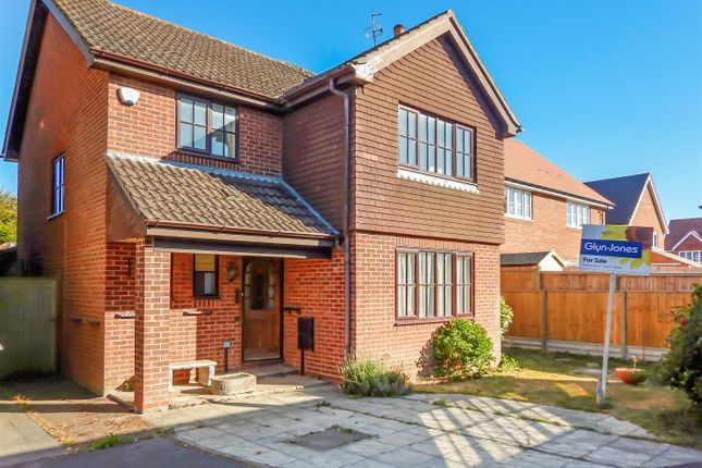 The Millers, Yapton BN18 4 bed detached house for sale
