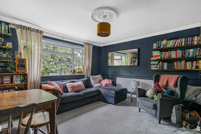 Elsinore Road, London 1 bed flat for sale
