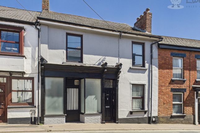 Exeter Hill, Cullompton EX15 4 bed terraced house for sale