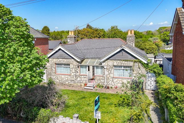 Glenville Road, Walkford... 2 bed detached bungalow for sale