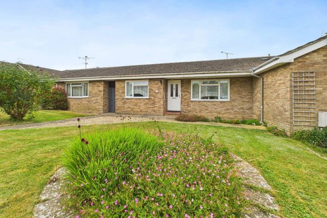 2 bedroom terraced bungalow for sale