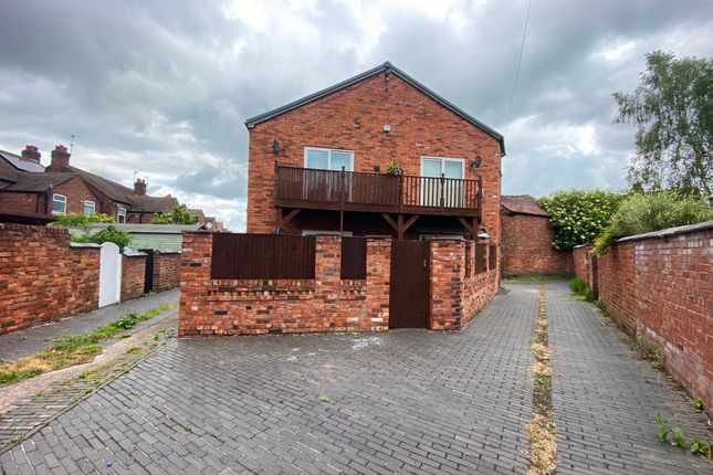 Flat, Empire Mill, Crewe 1 bed apartment for sale