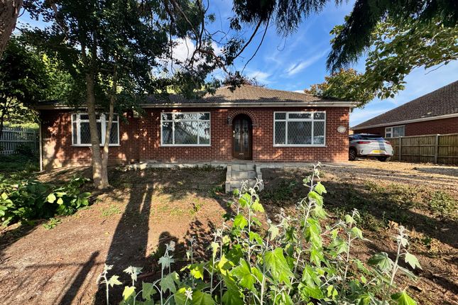 2 bedroom detached bungalow for sale