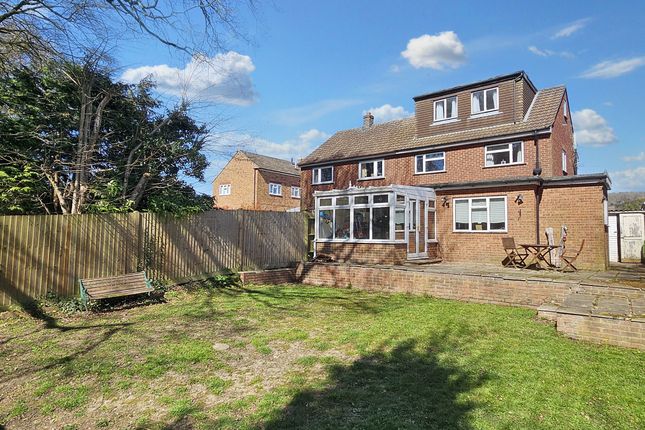 5 bedroom semi-detached house for sale