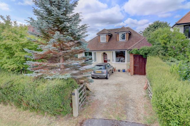Shootacre Lane, Buckinghamshire HP27 4 bed bungalow for sale