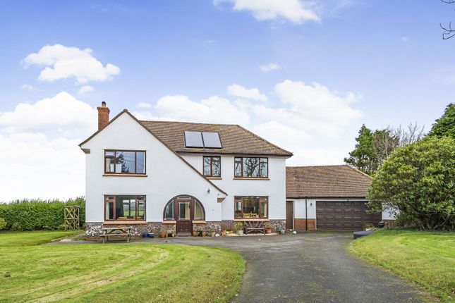 3 bed detached house
