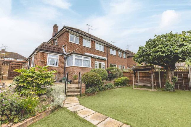 Pennylets Green, Stoke Poges SL2 4 bed semi