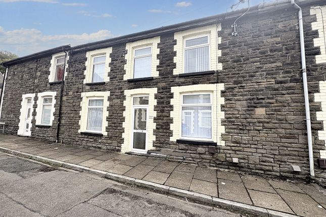Evans Square, Pontypridd CF37 2 bed terraced house for sale