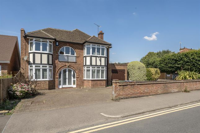 Woodstock Road North, St. Albans 4 bed detached house for sale