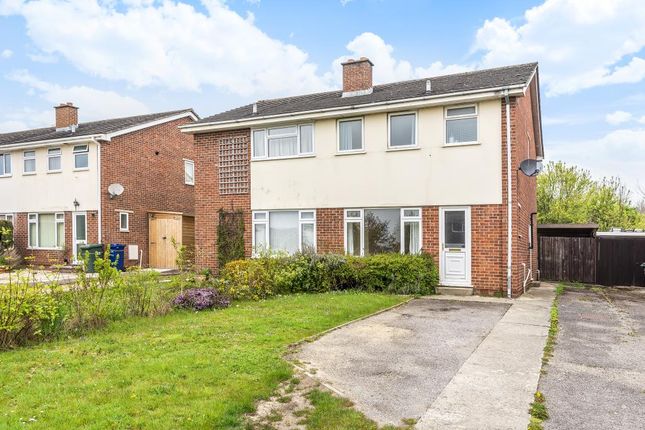 Begbroke,  Oxfordshire,  OX5 3 bed semi