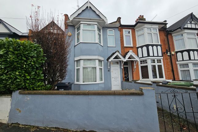 Victoria Road, South Woodford... 3 bed semi