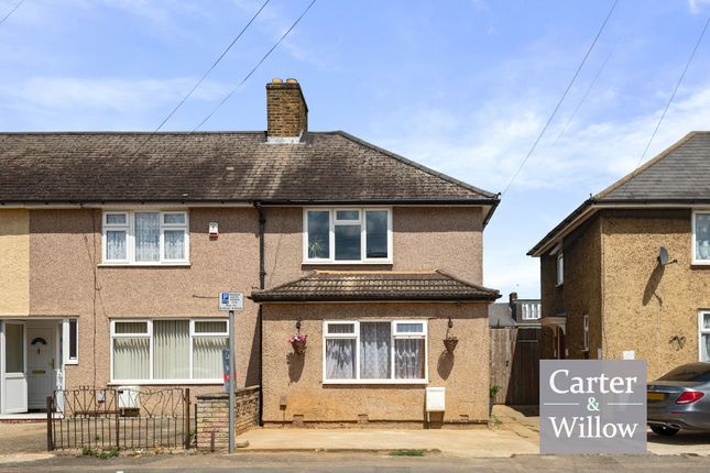 Ilchester Road, Dagenham, Essex 3 bed end of terrace house for sale