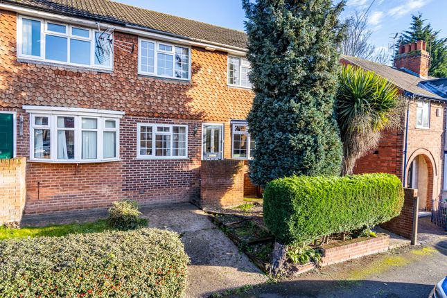 4 bedroom end of terrace house for sale