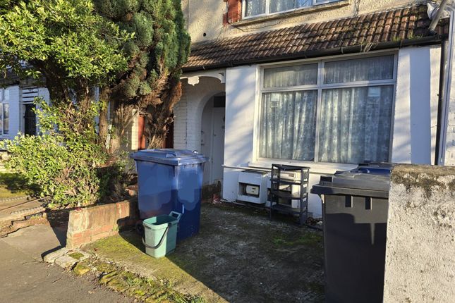 2 bed maisonette